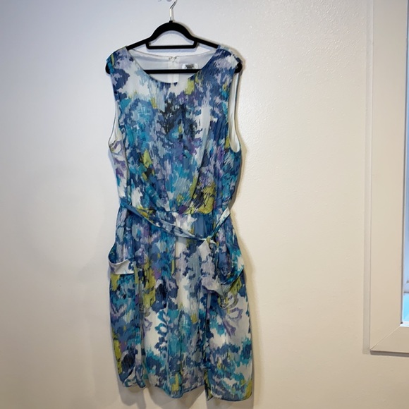 Dressbarn Plus Size Floral Watercolor Dress Sz 24 - Picture 11 of 16